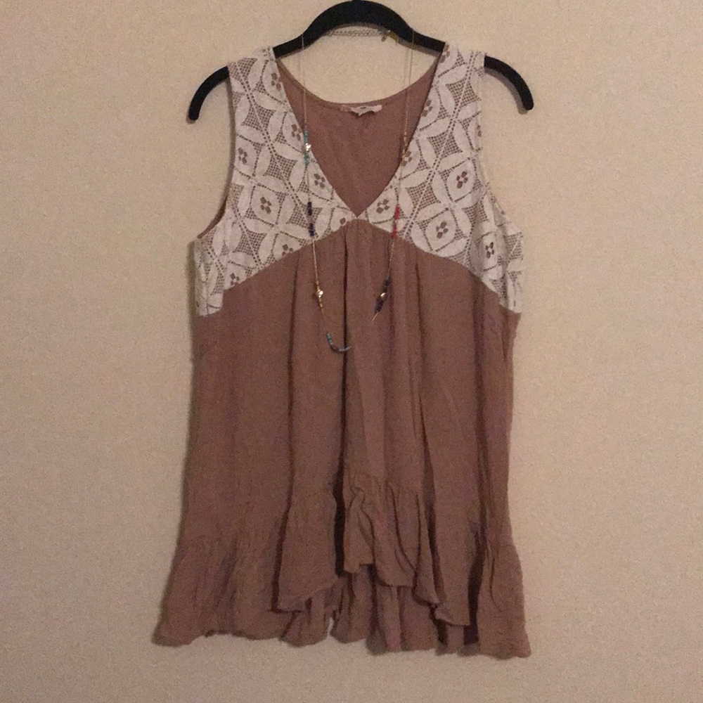 Sleeveless blouse